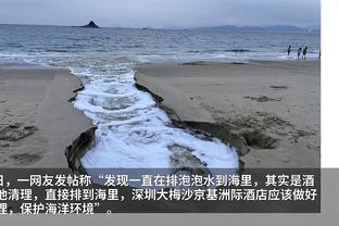 西亚卡姆：奎克利有速度和投篮能力 巴雷特快攻能力很强